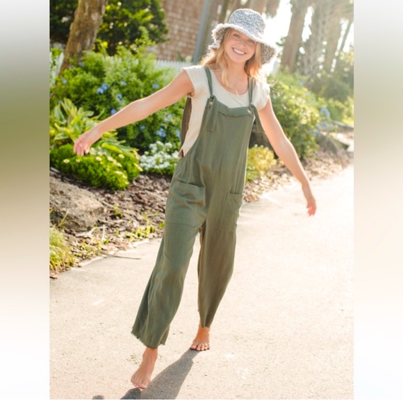 NATURAL LIFE Pants - NWT Natural Life Carly Wide-Leg Jumpsuit Olive Green Linen Blend - Size X-Large